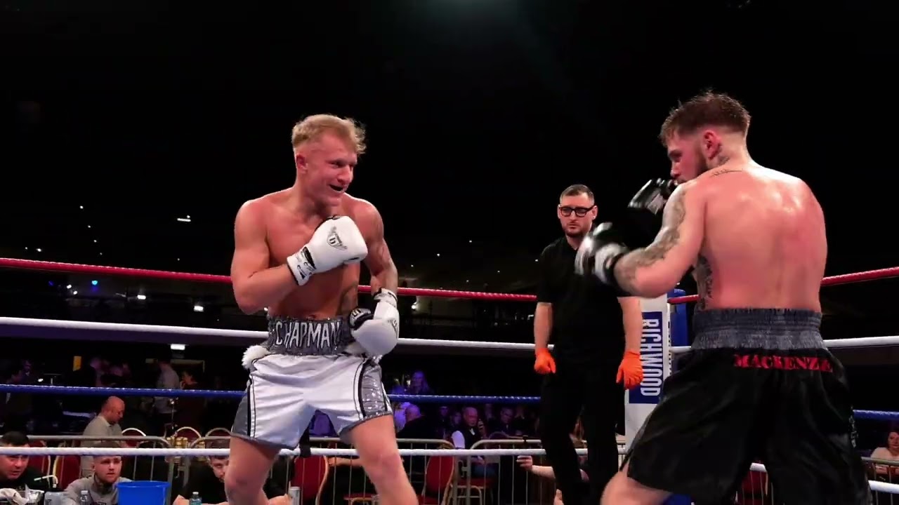 FIGHT 13 UKBC: TYLER MCKENZIE V CORY CHAPMAN