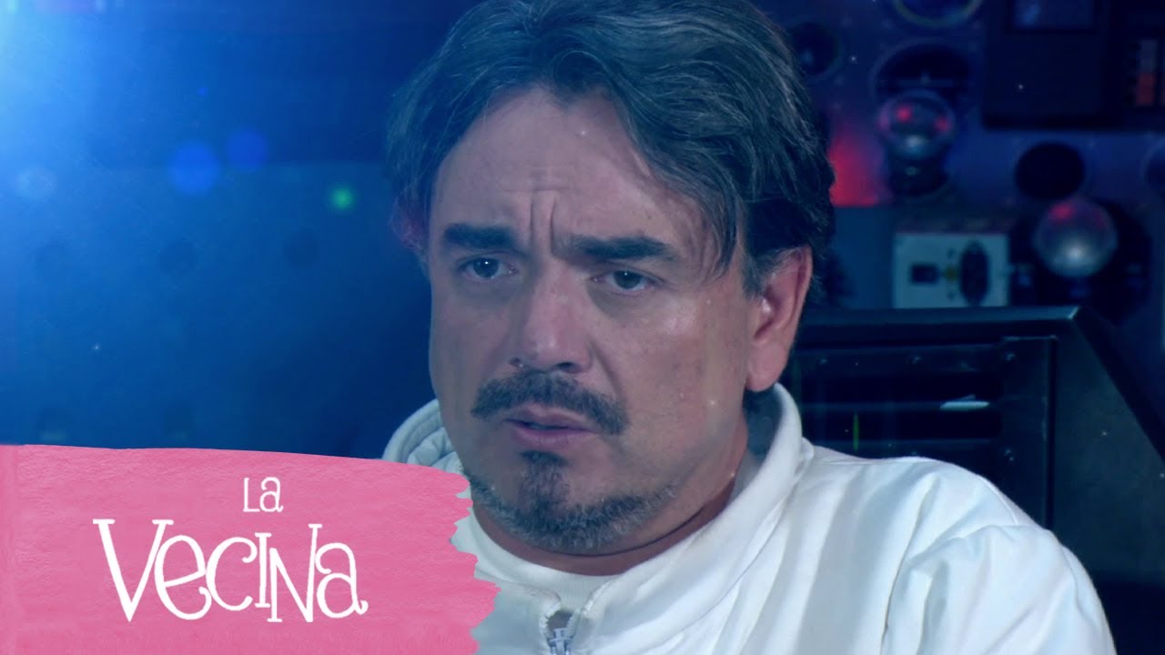 Simón tiene miedo de quedar perdido en el espacio | La Vecina 1/2 | C-155 | tlnovelas