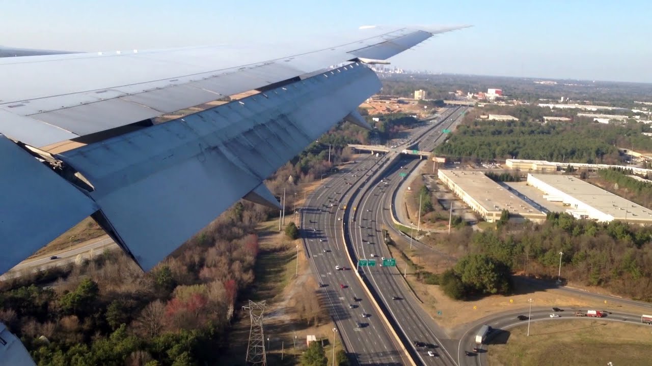 Approach and Landing into Atlanta Hartsfield Jackson (Delta Air Lines Boeing 767-400ER) *With ATC*