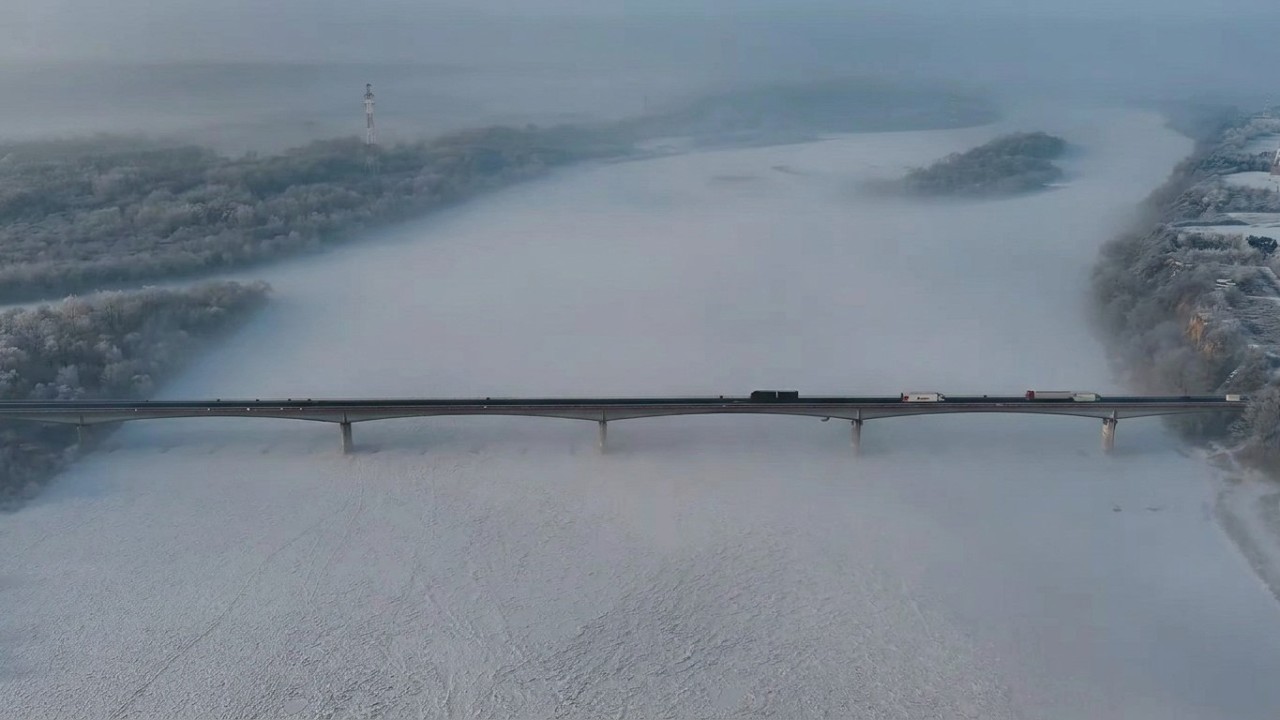 Atak zimy zatrzymał Wisłę  #drone