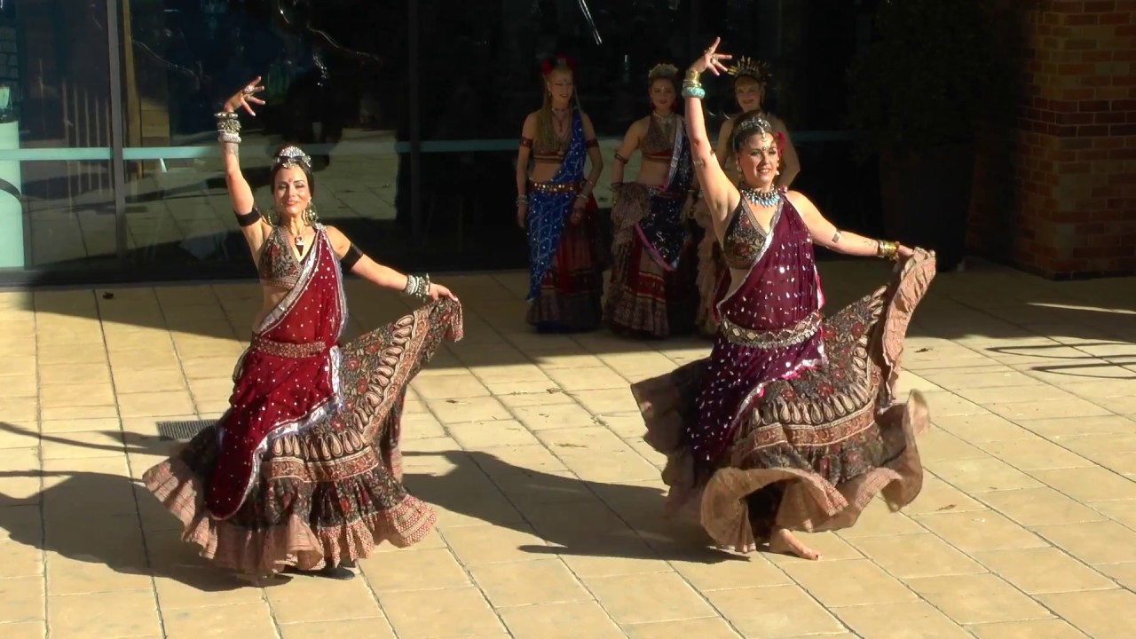 Winter Magic 17, Devi and April of Ghawazi Caravan