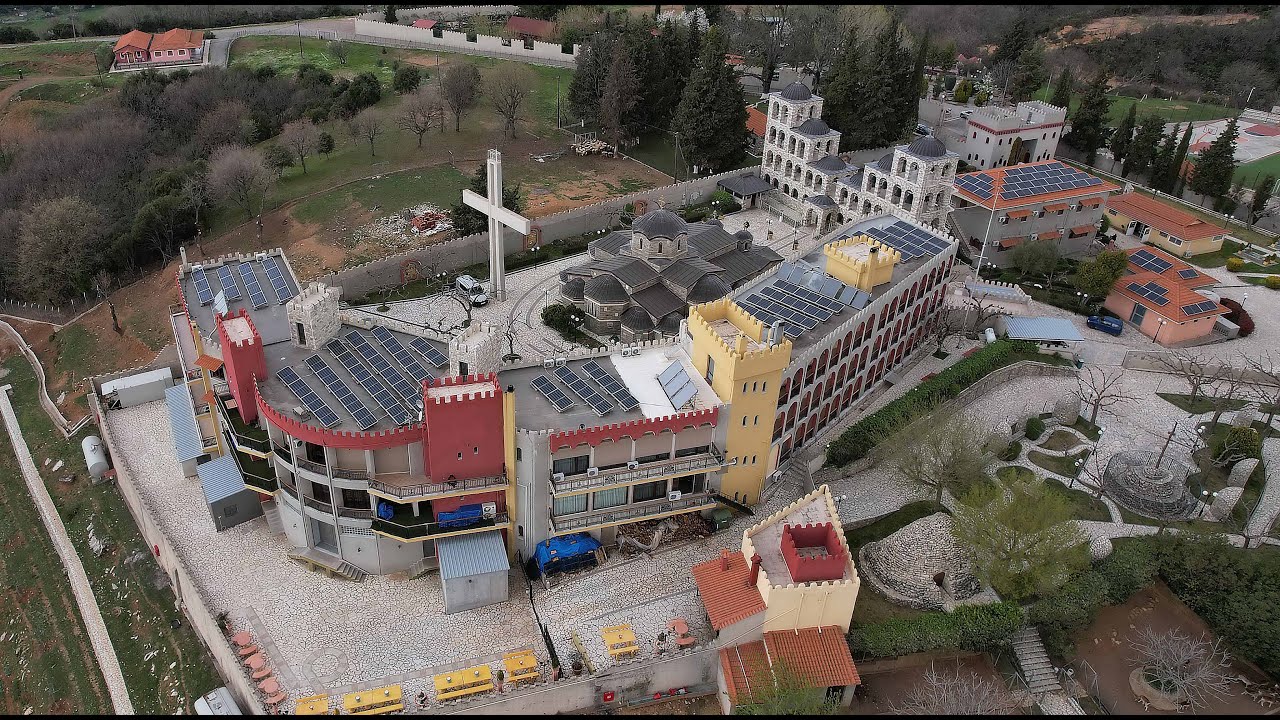 Εντυπωσιακό!400 σήμαντρα και 62 καμπάνες.Ιερά Μονή Αγίων Αυγουστίνου και Σεραφείμ.4K Video Aerial.