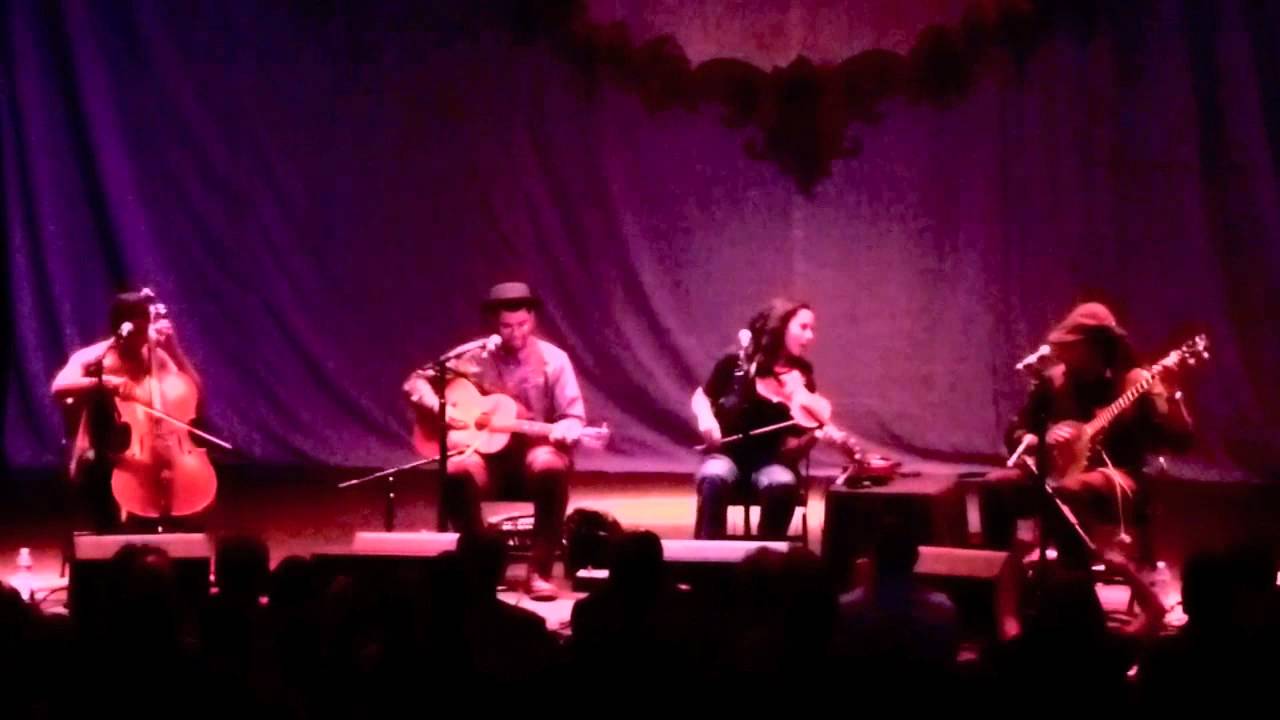 Carolina Chocolate Drops - Sourwood Mountain January 2012