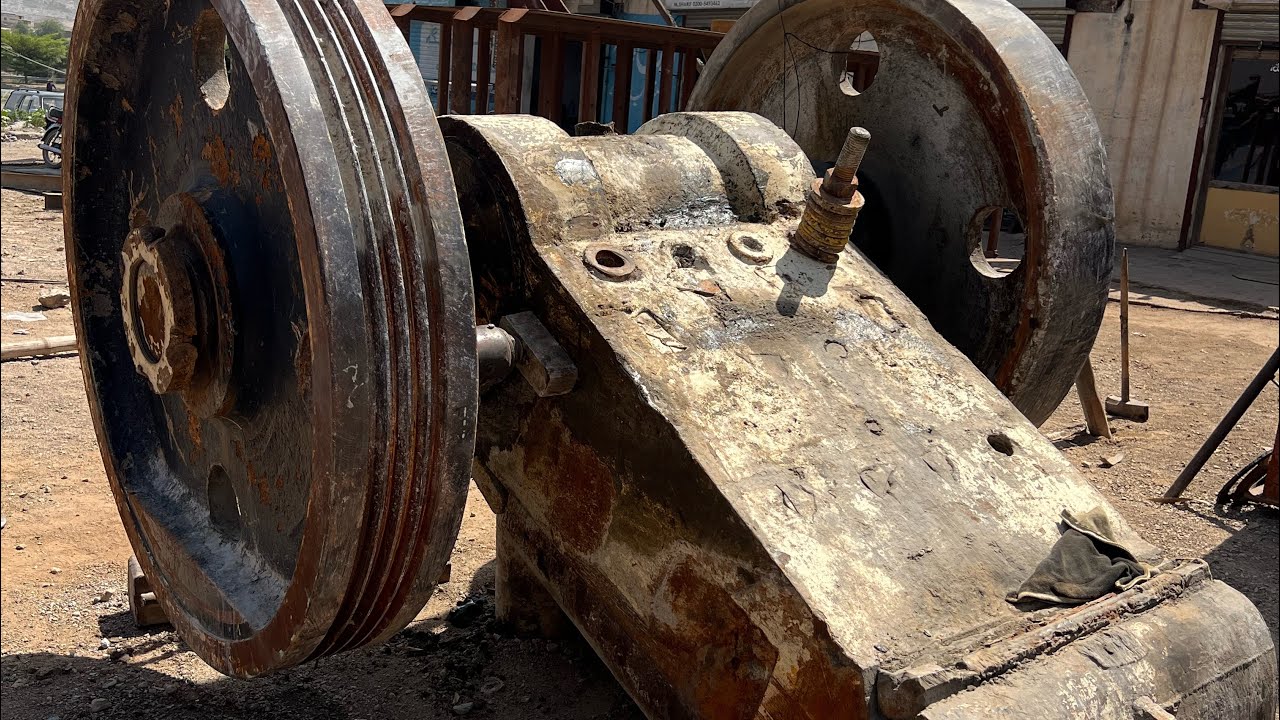 Genius mechanical engineers Replace Heavy Duty Crankshaft of Jaw crusher | Complete Process