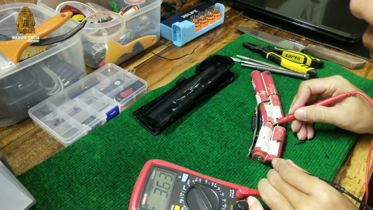 ប្ដូរថ្ម Laptop HP - BAYON Tech Computer #laptop #hp #battery 