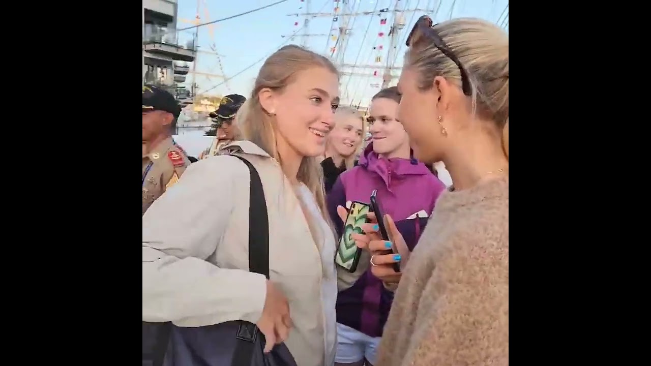 KRI Bima Suci selalu dibanjiri remaja Norwegia