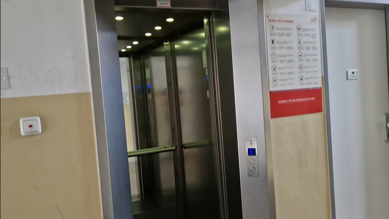Alter Füglister Aufzug mod. durch TK (Old Füglister lift mod. by TK) @Weisenwolfstraße 3, 4020 Linz