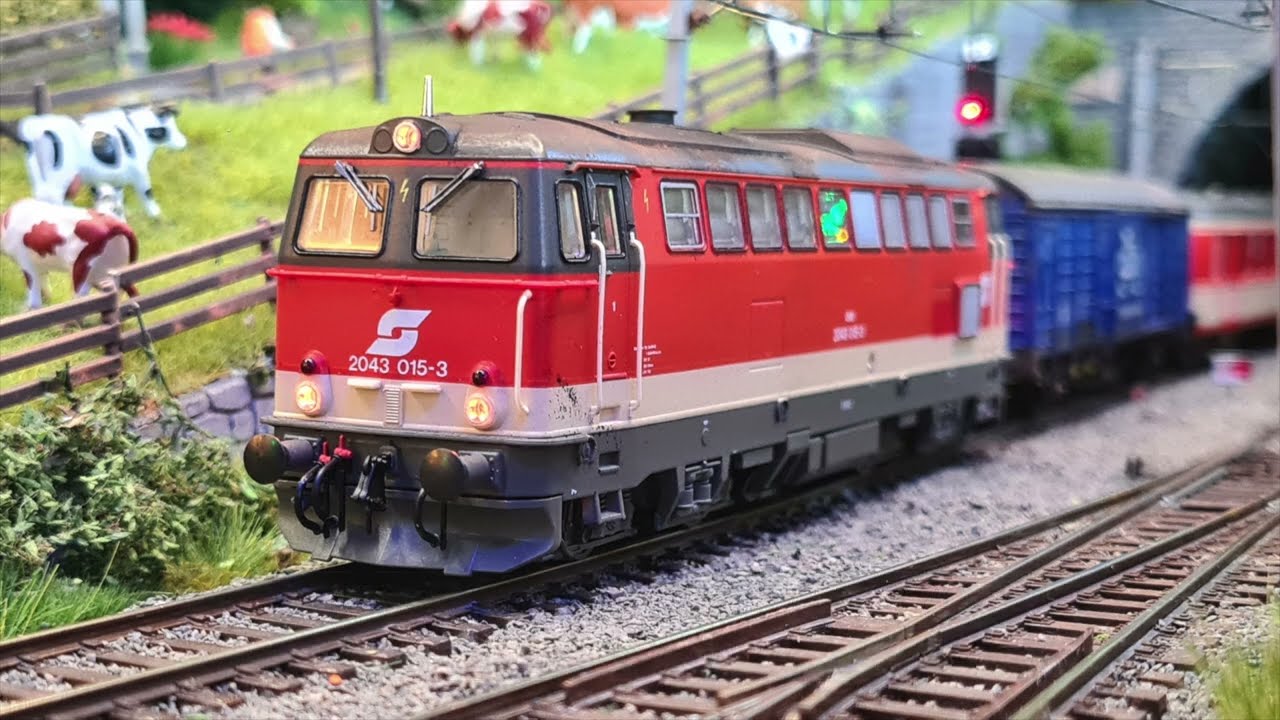 H0 Modelleisenbahn - Ausflugs Sonderzug ÖBB 2043 Teil 1