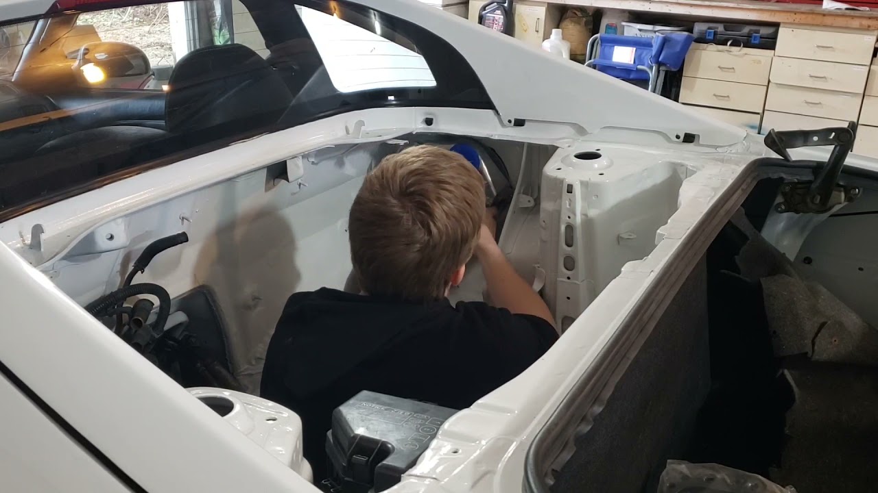 SW20 MR2 Engine Bay Re-Assbembly / Clean!