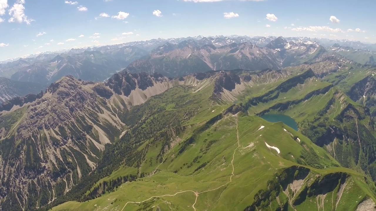 Paragliding - Rundflug übers Tannheimer Tal, Neunerköpfle und Vilsalpsee