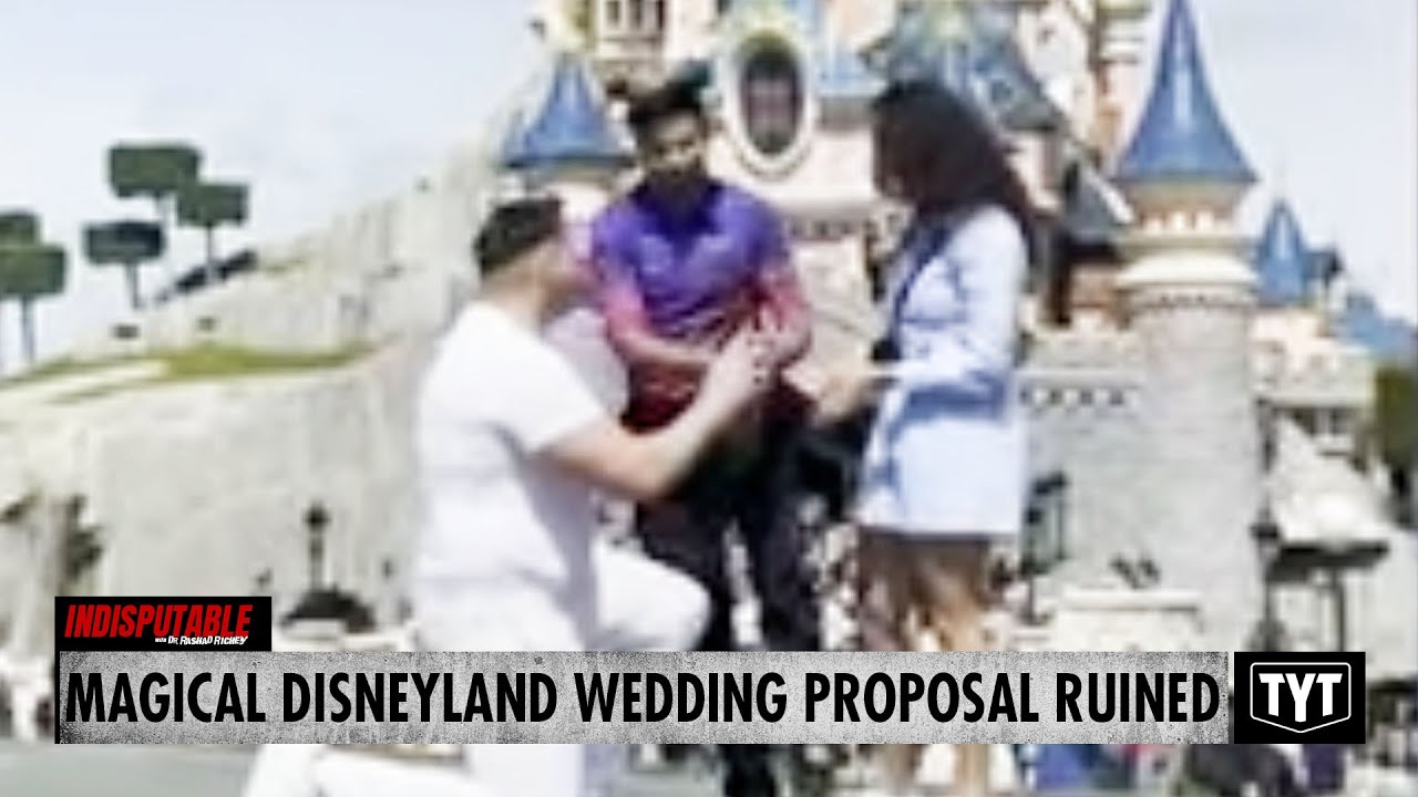 Employee Ruins Magical Wedding Proposal At Disneyland
