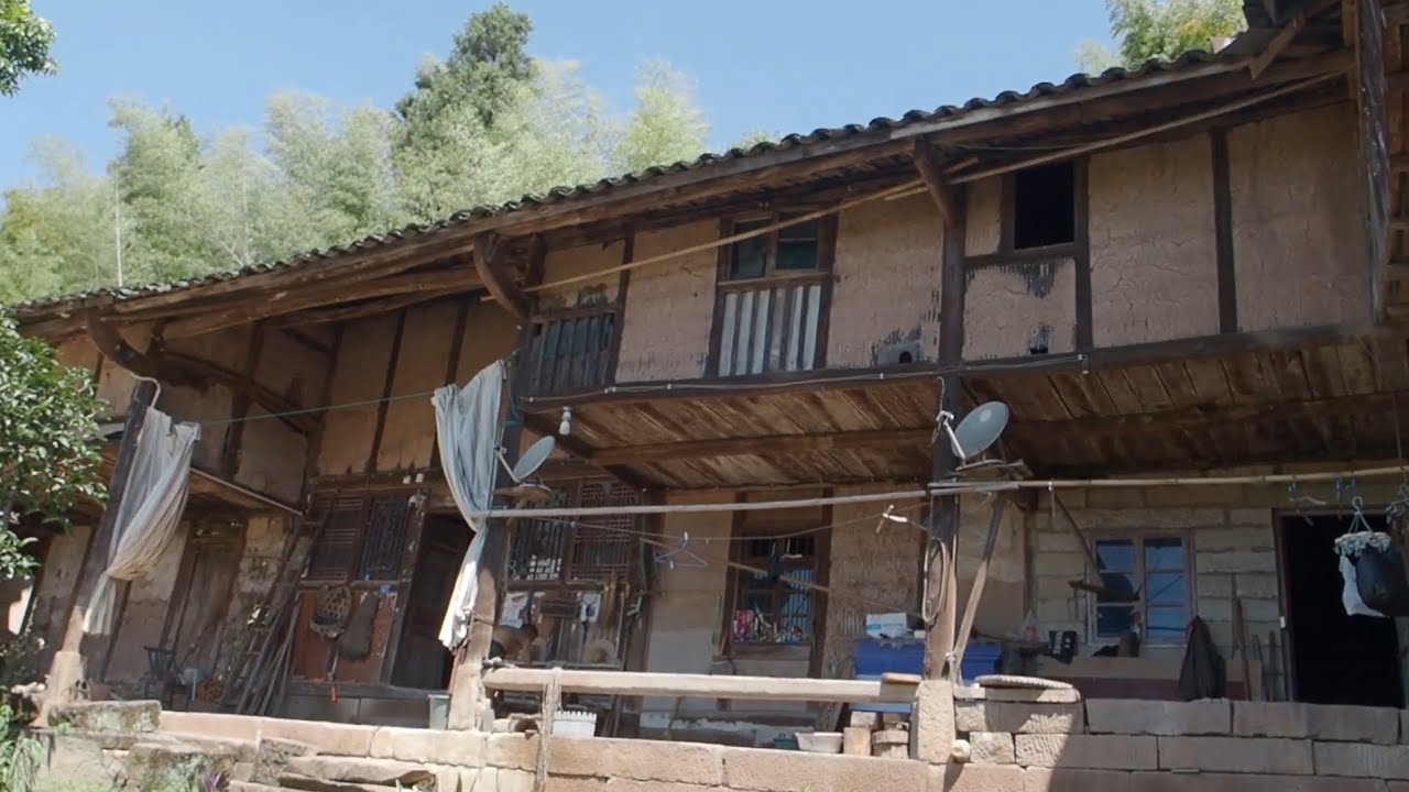 The Poor Rural Life in China, over 50 Million People Live like this.
