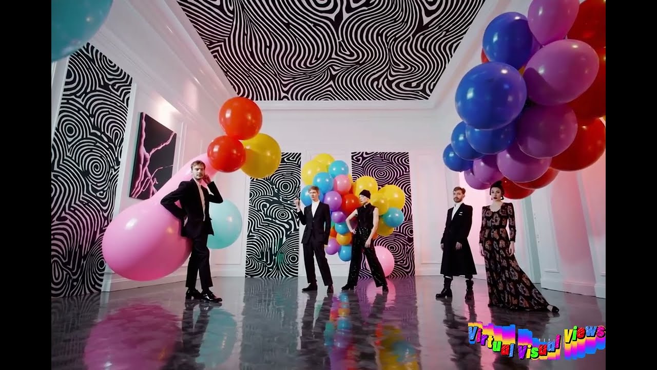 Can't believe my eyes! Surreal Fashion Show | Deep House x Body Percussion x Alt R&B | AI Dreamwalk