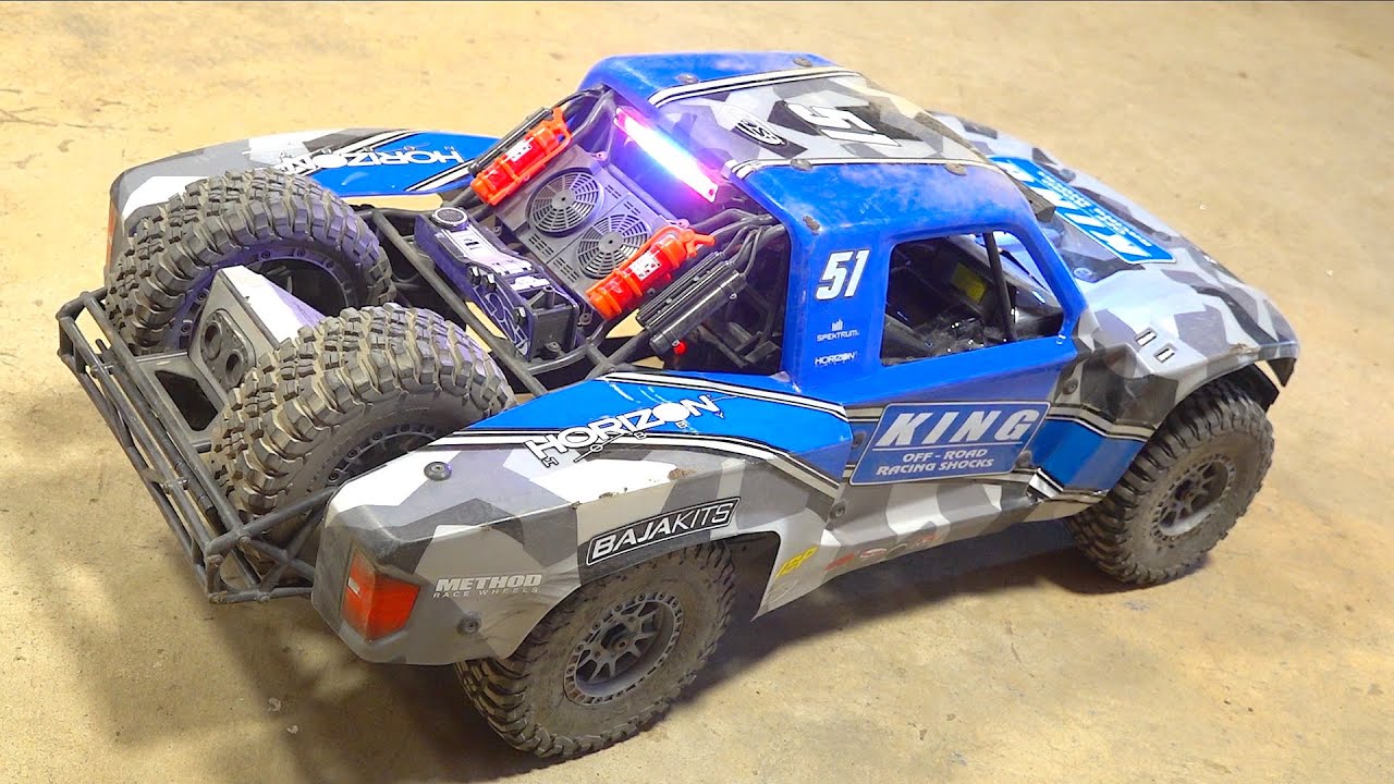 SUPER FAST 1/6 8S Super Baja Rey 2.0 4WD Brushless Desert Truck RTR (6S LiPO)