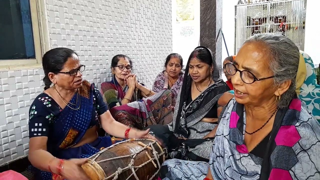 भजन: बिन पानी वृक्ष लगाए हरि की गति लीला न्यारी............