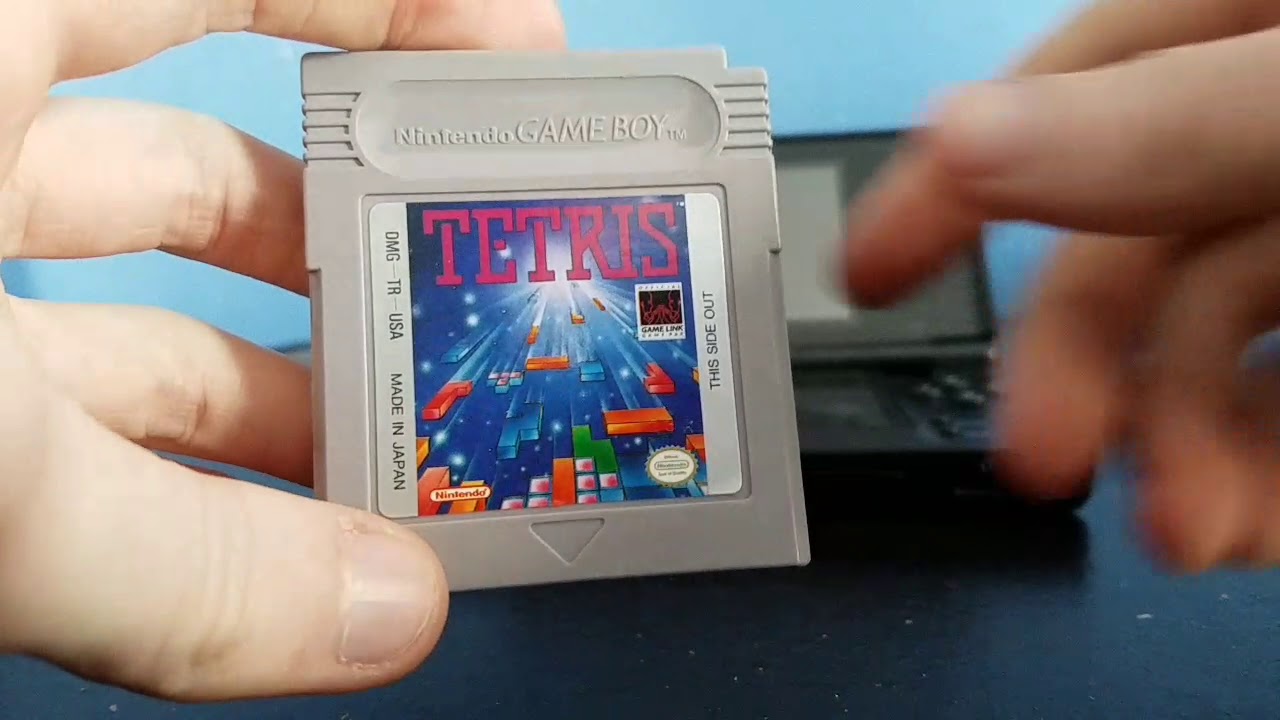 Что будет, если вставить сторонний картридж в Nintendo DS Lite?