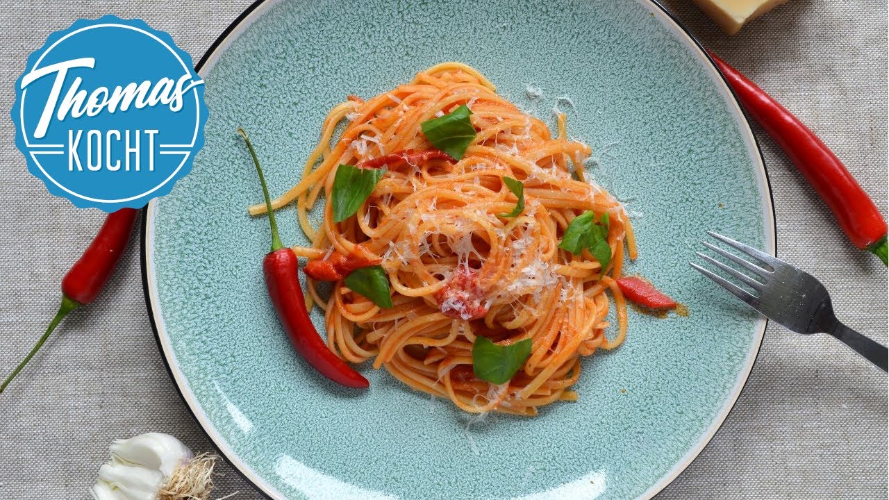 Spaghetti all' arrabiata - einfaches und schnelles Pastagericht / Thomas kocht