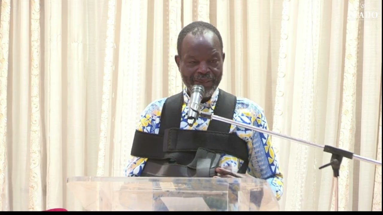 ...Brillez comme des flambeaux dans le monde.  |   Pasteur Youssouf OUEDRAOGO