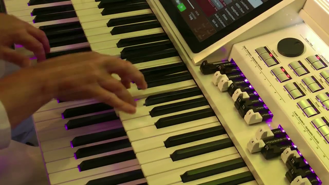 Edgar Weissenfels plays Wersi-Sonic . 