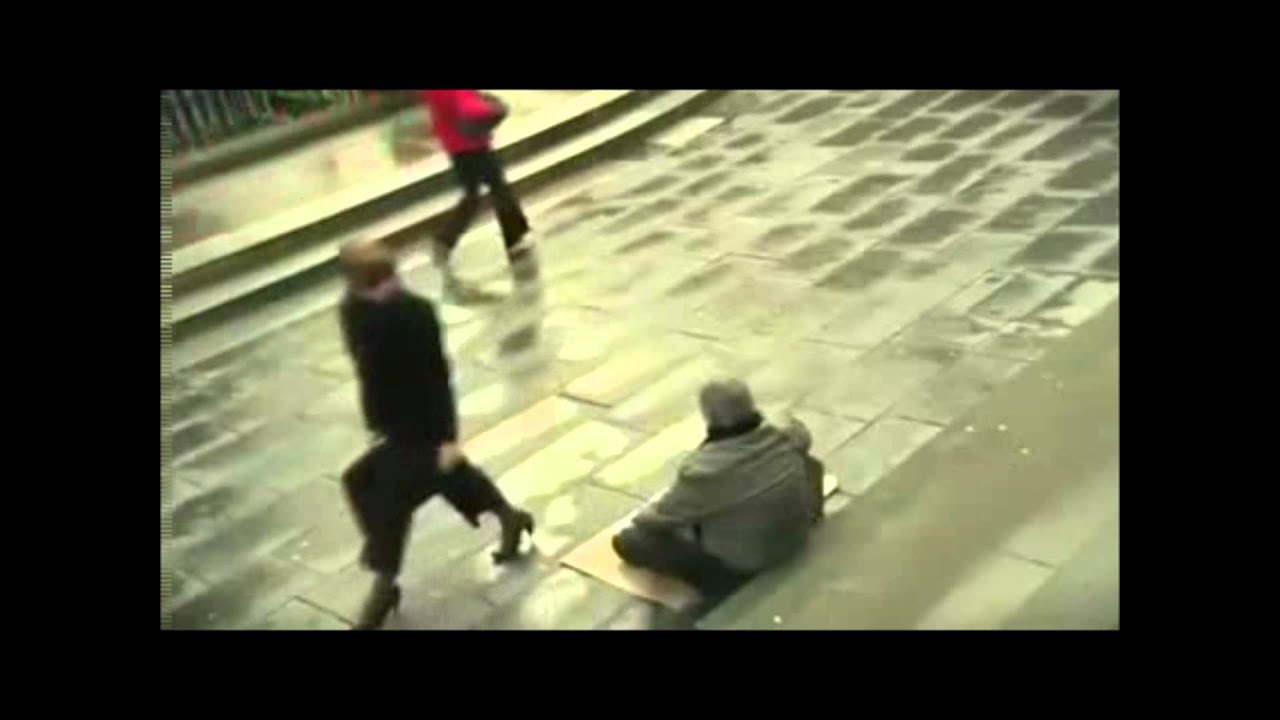 Il cieco. Uno video toccante.