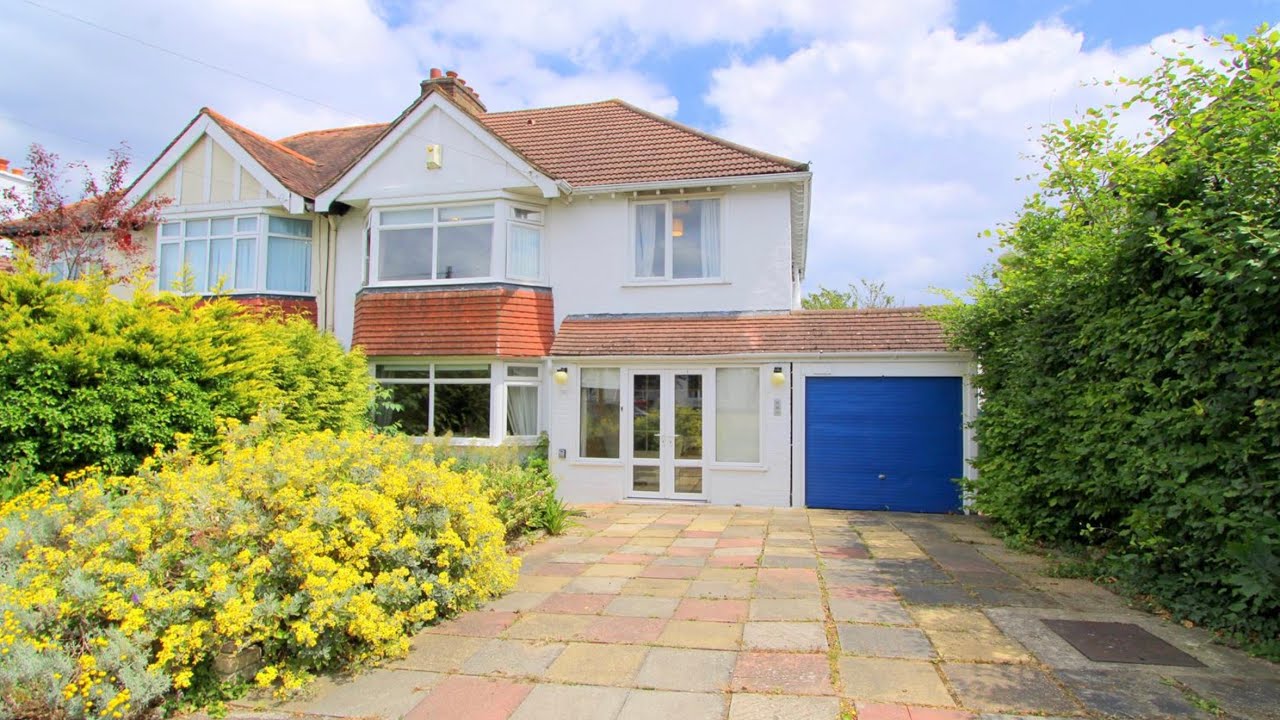 Crichton Road, Carshalton Beeches, SM5