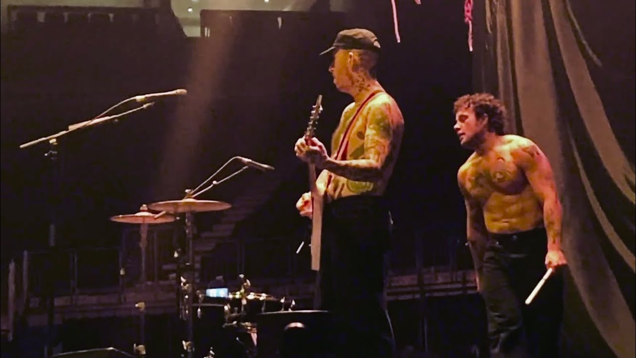 PUNKS DEAD - SOFT PLAY Live o2 London 14/1/2026