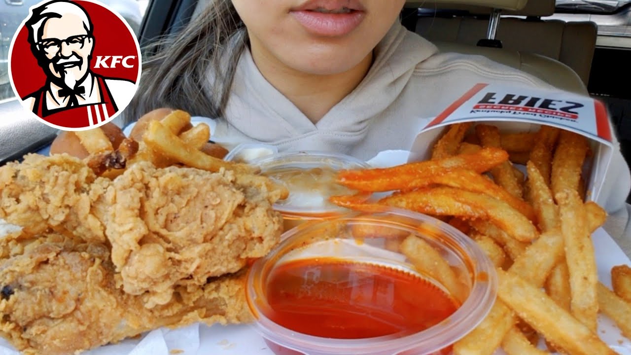 ASMR EATING SOUNDS KFC CAR MUKBANG NASVILLE HOT FRIED CHICKEN 먹방 WHISPERING REAL SHOW TWILIGHT