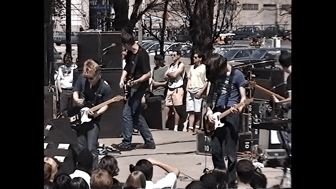 Radiohead - Live at Justin Herman Plaza (April 3, 1995) [Complete Show]