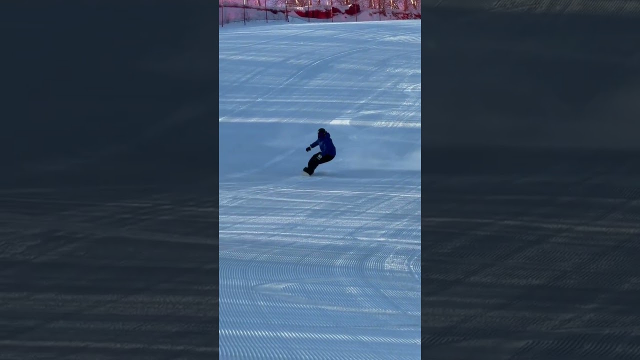 The most tongue-like snow-rolling mini-spin