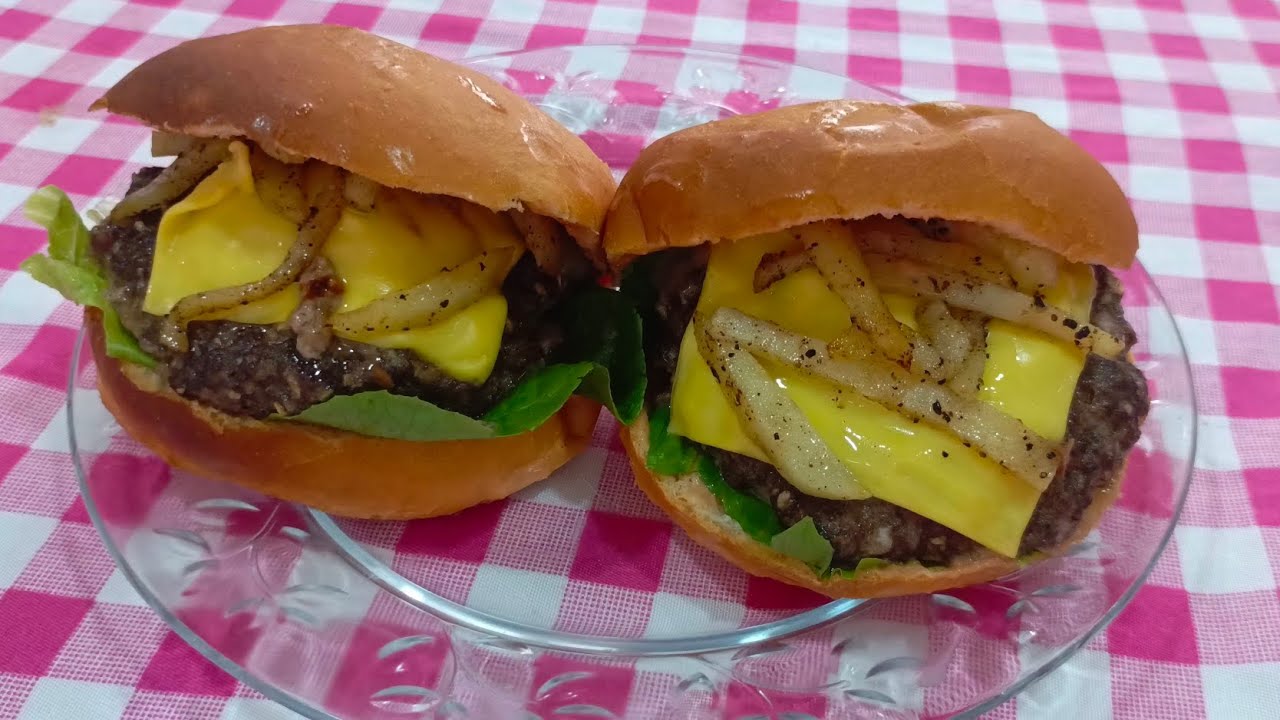طريقة عمل الهمبركر مع البطاطا المقرمشة طعم خرافي ويستحق التجربة 🍔🍟Burger with Fries