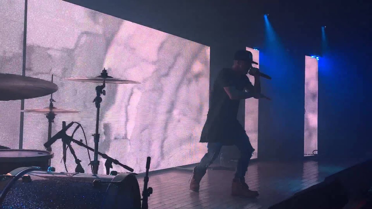 NF 