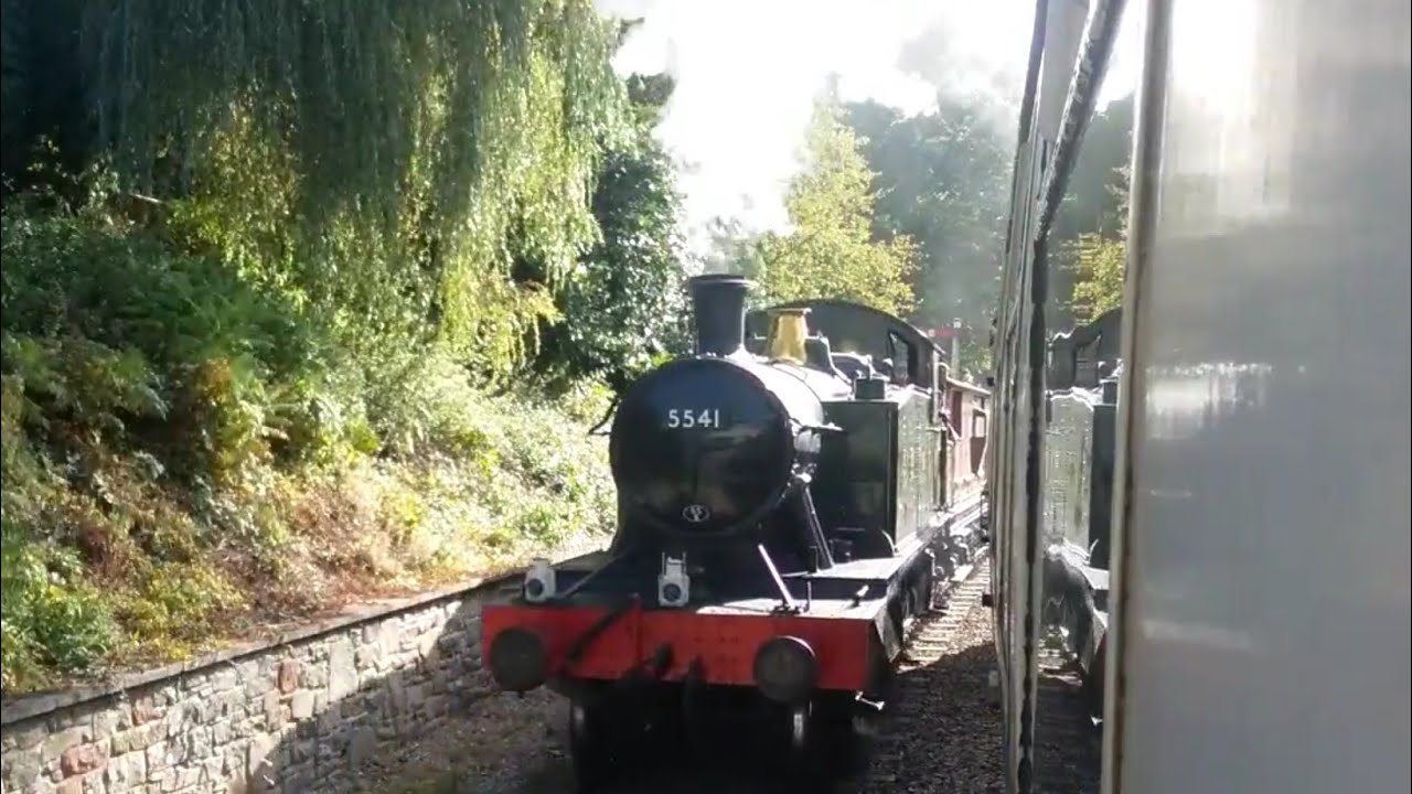 No. 5541 Prairie Tank approaching Parkend (Dean Forest Railway) - 15/10/16