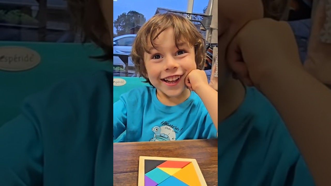 A 4 ans il r&eacute;alise un puzzle ...IL EST SURDOU&Eacute; ?