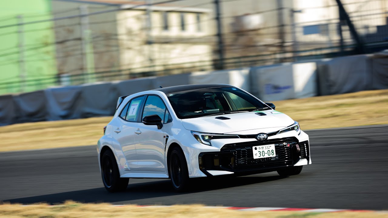 TC2000 1'06.844 GRカローラ
