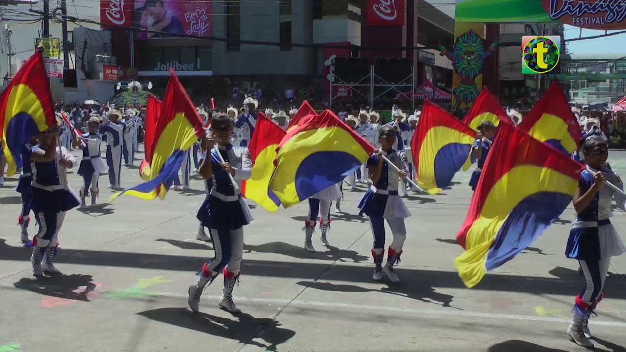 Majorettes - Iloilo National High School - Tambor Trumpa Martsa Musika 2016