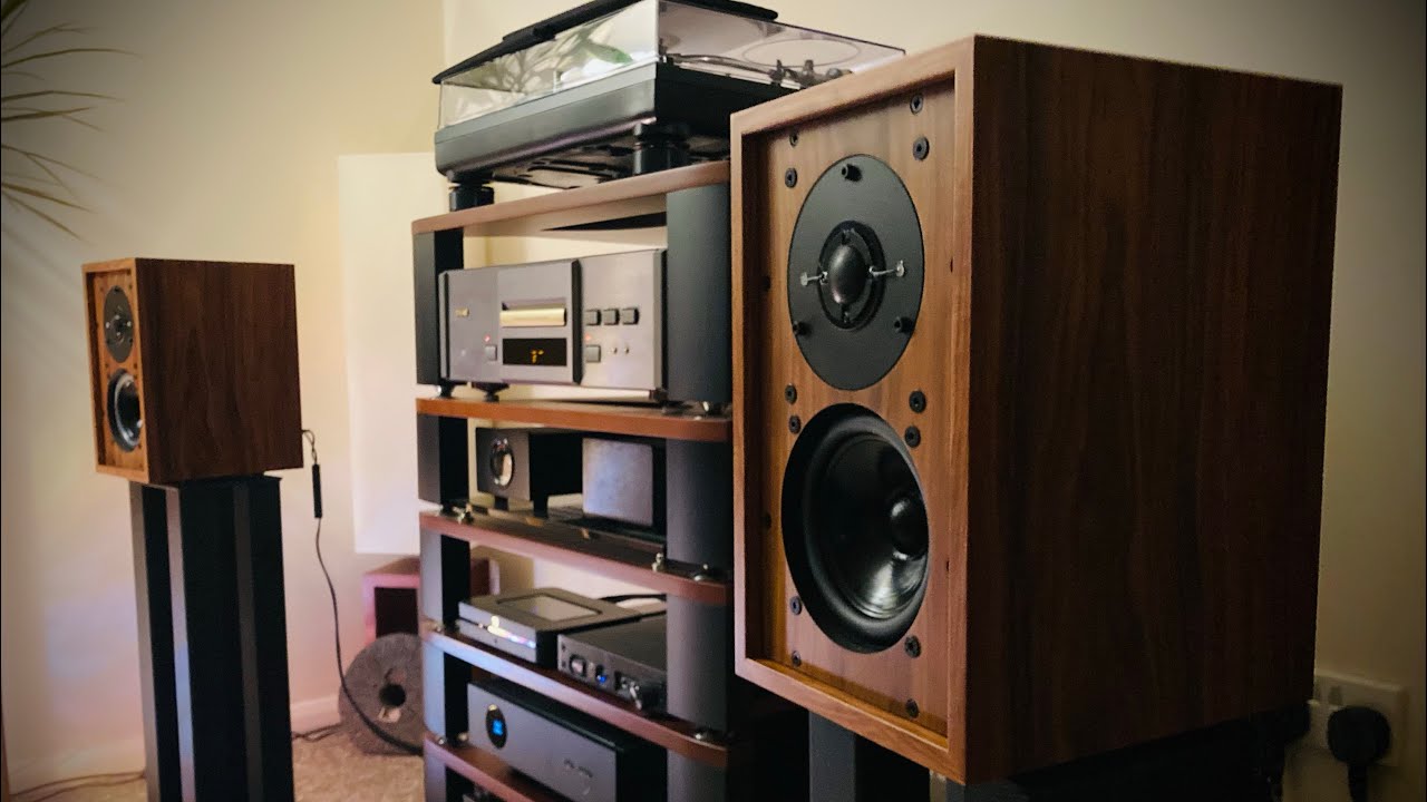 Falcon Acoustics Q7 Review LS3/5a on steroids #audiophile #british #hifi  #speakerreview #hifireview