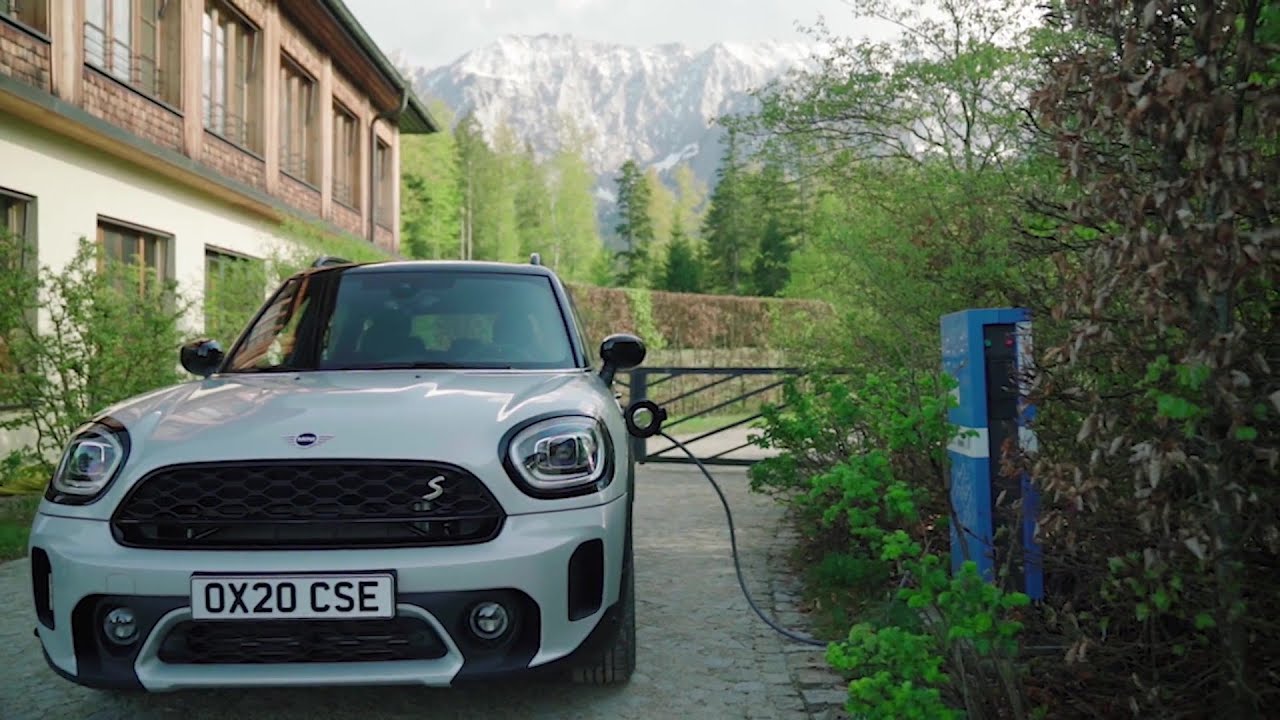 MINI Cooper SE Countryman ALL 4 Charging Video