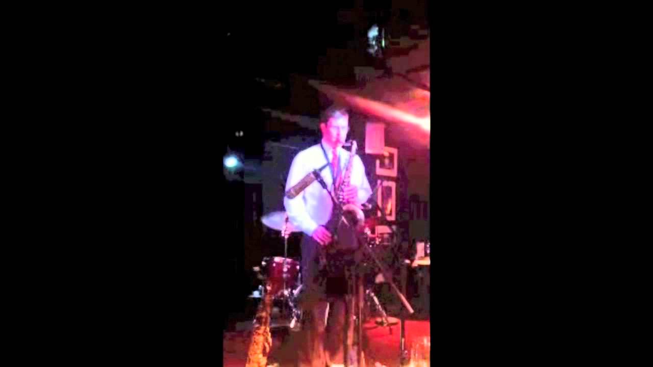 Eric Alexander at Ronnie Scotts blows the Signature Custom RAW XS tenor