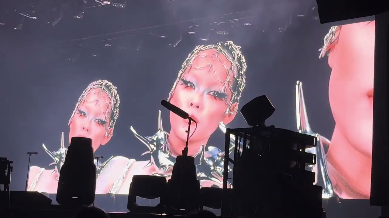 241018 - XG - Ment 3 - New York City, NY The Theater at MSG - the first Howl Concert