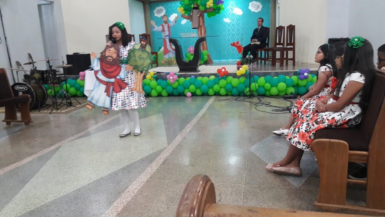 História de Zaqueu / Pregação Infantil - Isabelly Holanda
