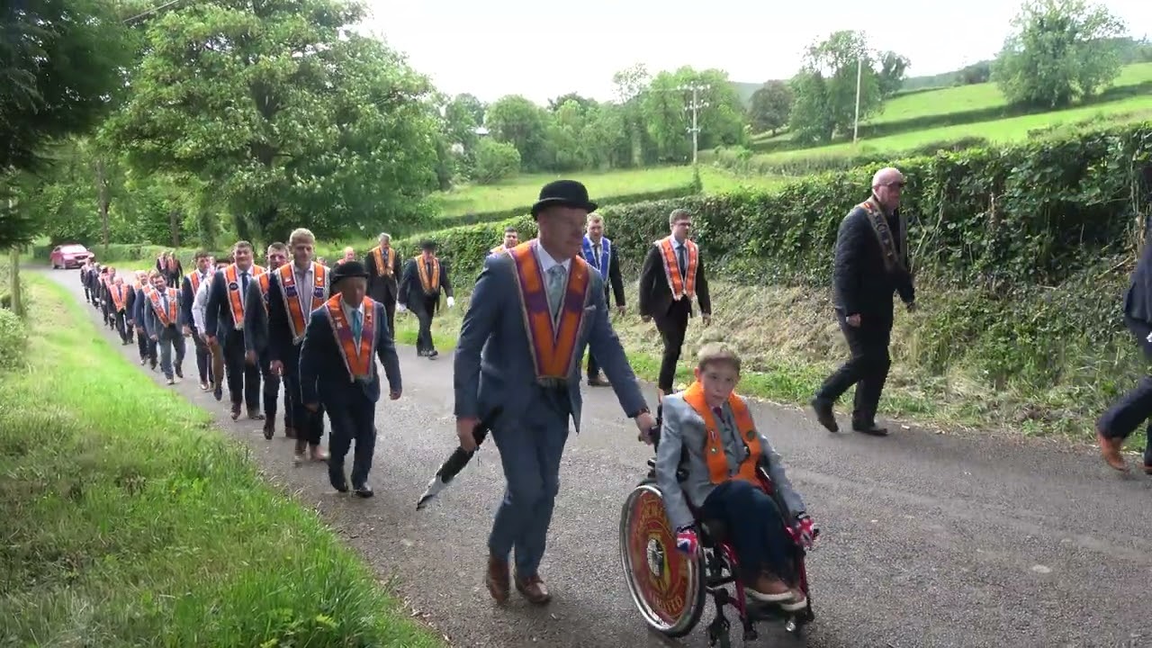 Glenageeragh Pipe Band @ Glenageeragh LOL 908 Orange Service 2022 (4)