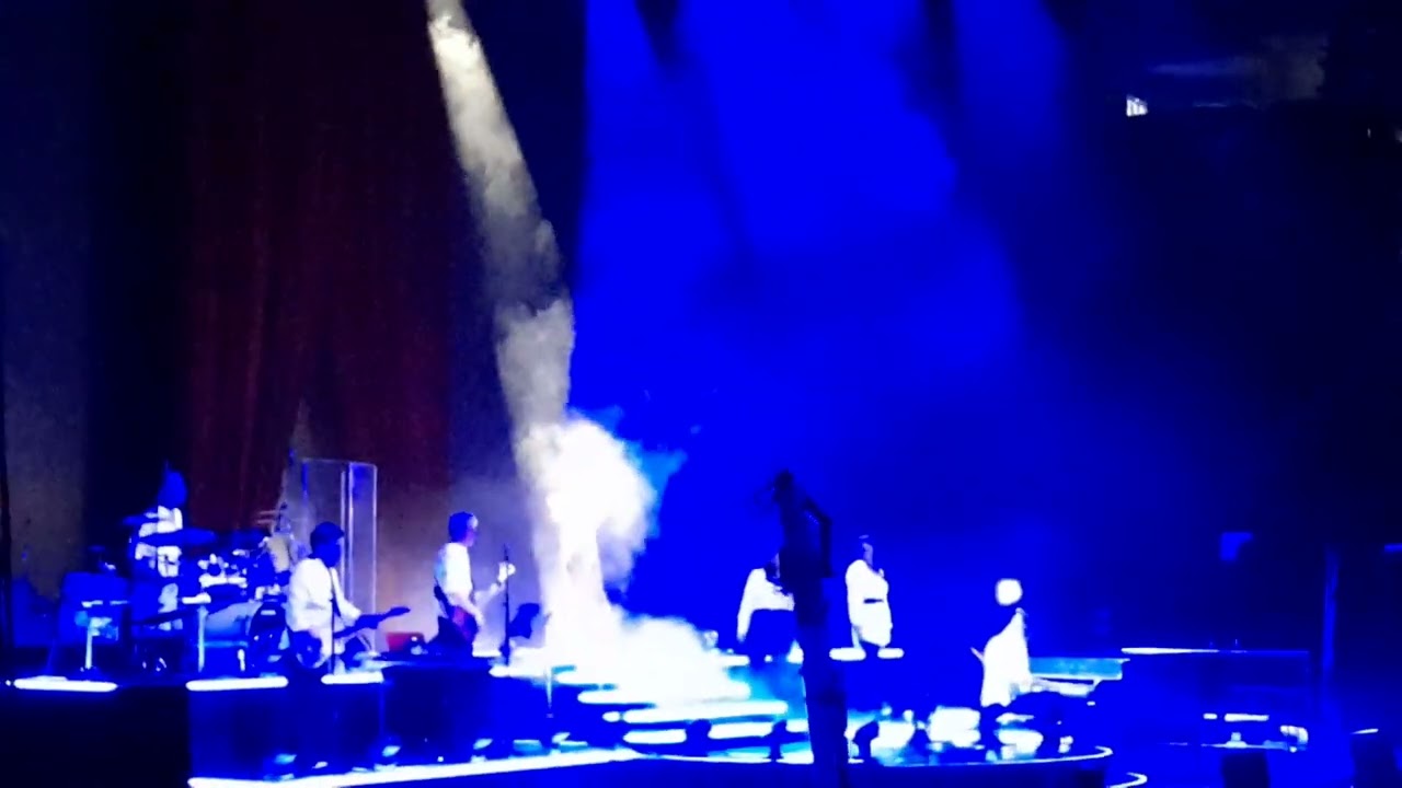 Michelle beim Letzten Konzert am 15.Februar.2026 Inklusive Geburtstag in Berlin ( Part 4 )