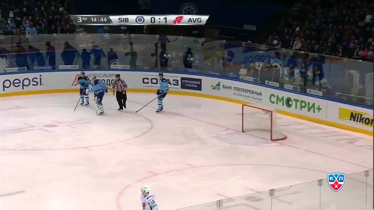 Салак в бешенстве от игры Семёнова / Sasa Salak gone mad on Semyonov wreckless play