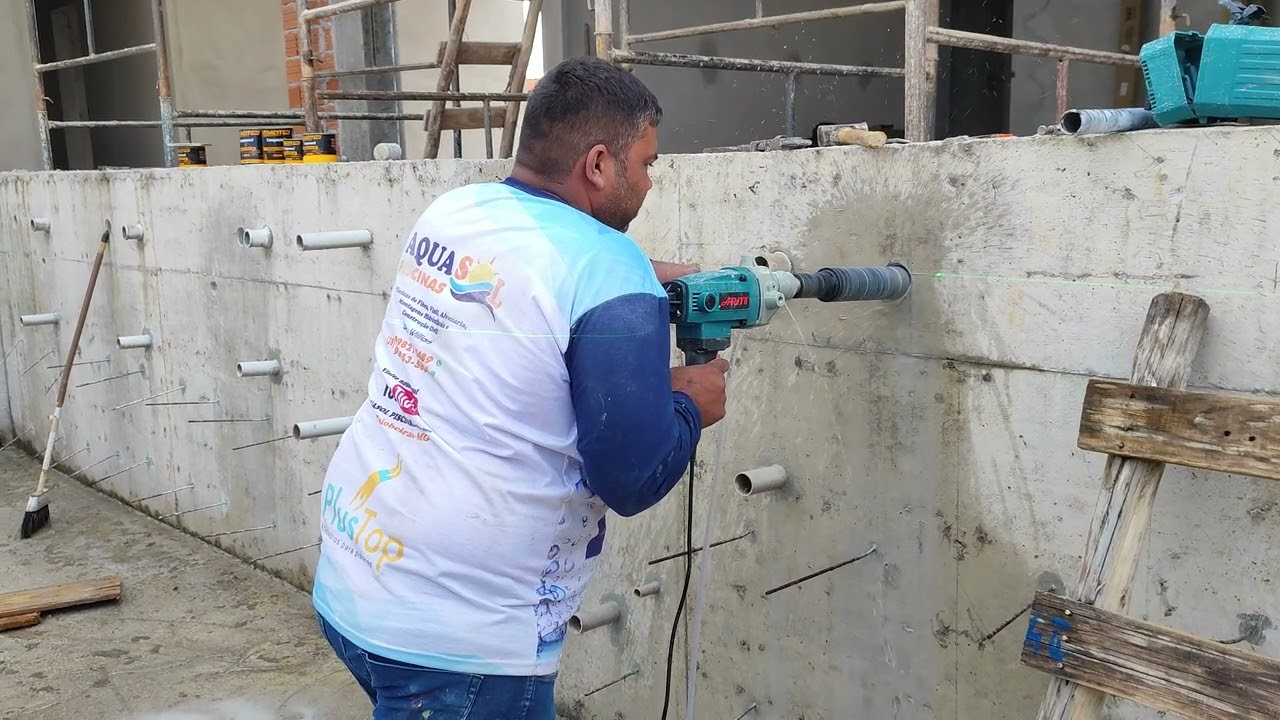PERFURATRIZ ARITA TH110 para perfuração em concreto e boa mesmo??