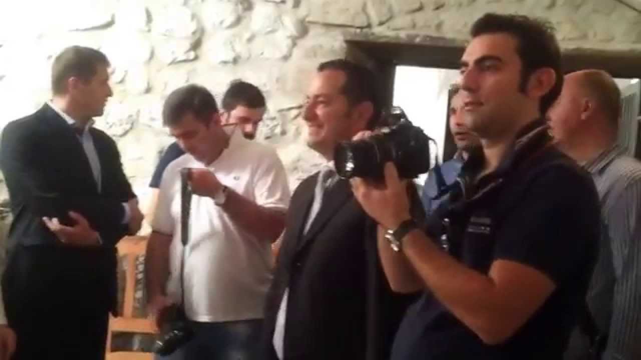 p.5/5 - Sfilata carri festa Uva Solopaca - Brindisi al Palazzo Abbamondi, autorità palco e militari