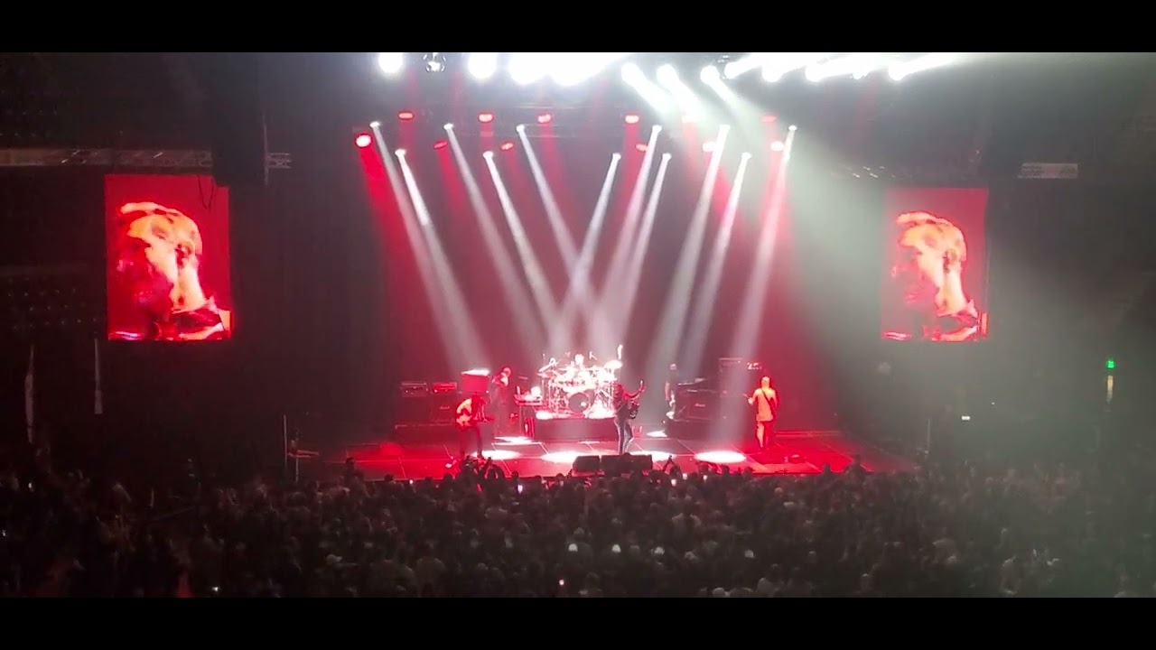 311 Alaska Airlines Center September 20th Anchorage Alaska! Video 1