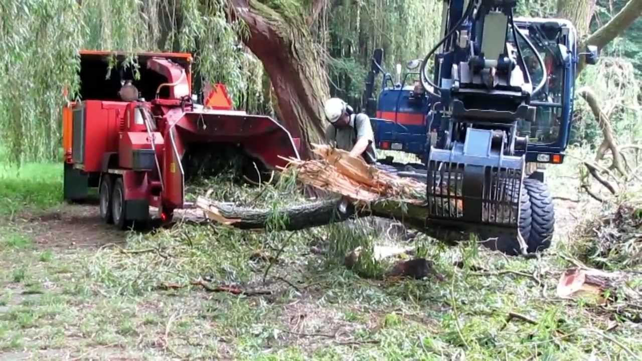 morbark model 2400XL hurricane woodchipper.