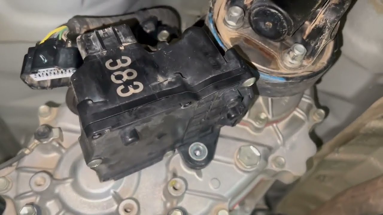 تويوتا هايلوكس مشكلة في الدبل toyota hilux  2019 4wd actuator not working