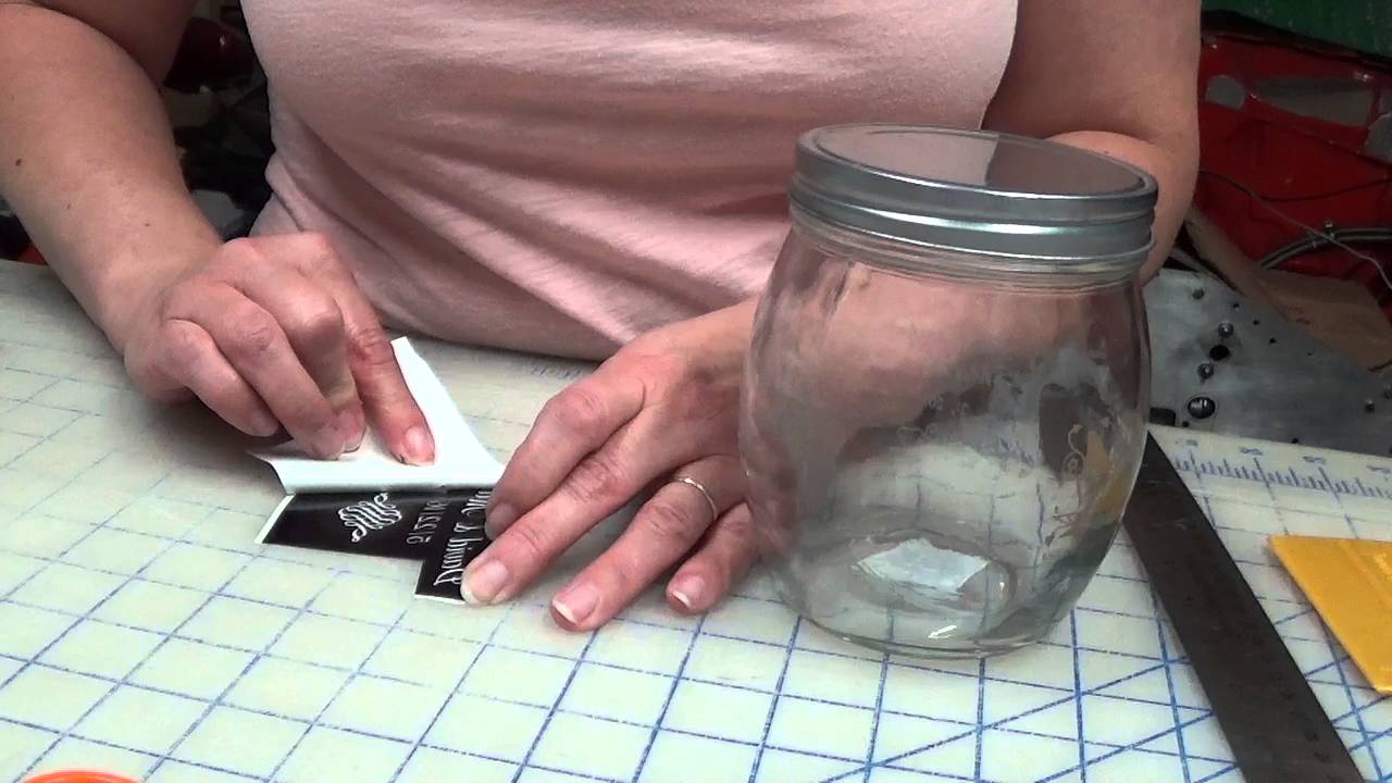 Applying Vinyl Glass Etching Stencil to Compound Curved Jar