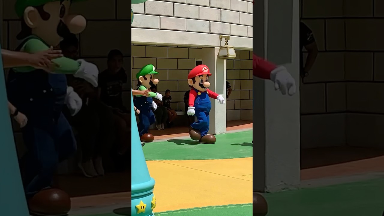 Mario and Luigi inside Super Nintendo World at Epic Universe! #universalstudios #epicuniverse